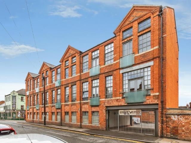 Flat for sale in Semilong, Northampton