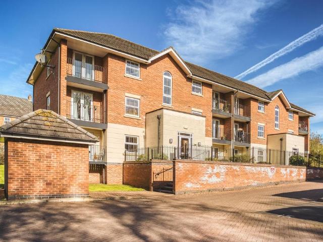 Flat for sale in Derby, Heatherton