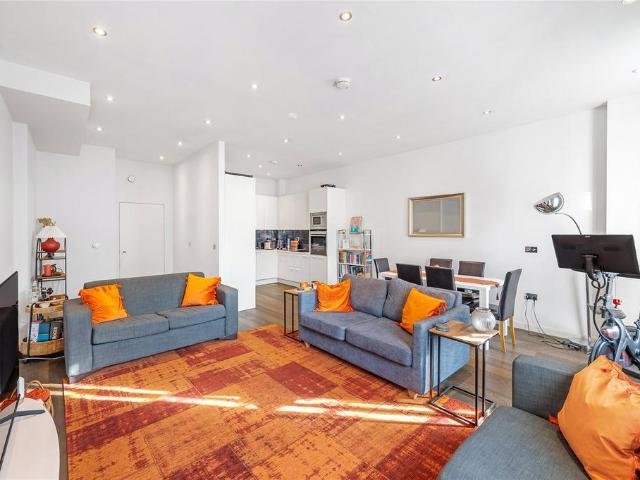 Flat for sale in Victoria, Isle Of Man