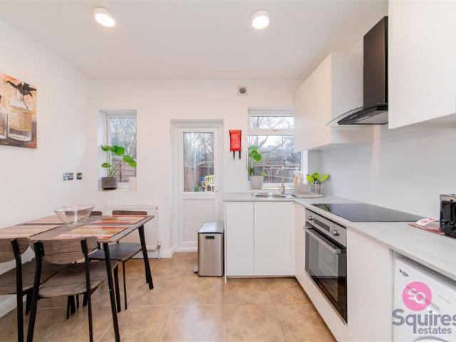 Flat for sale in Finchley, Isle Of Man