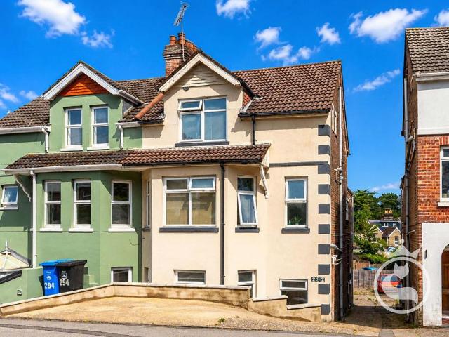 Flat for sale in Penn Hill, Poole
