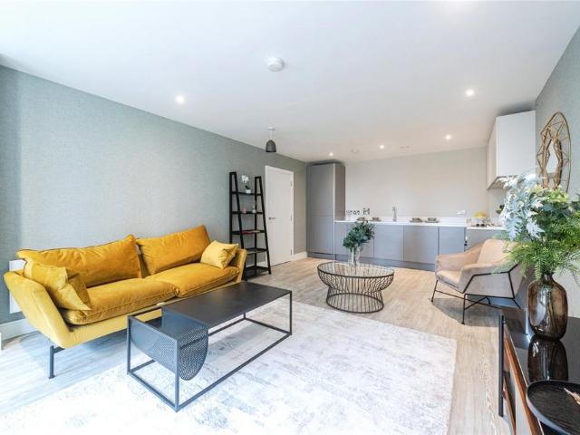 Flat for sale in Enborne, West Berkshire