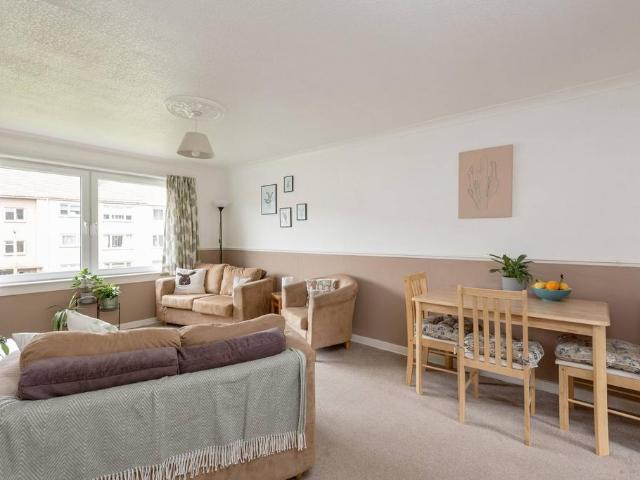 Flat for sale in Piershill, Scotland