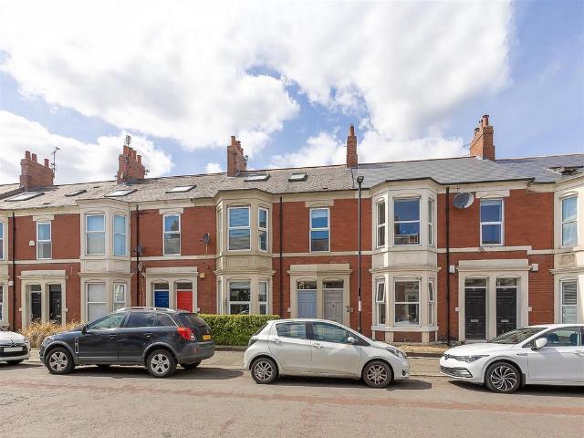Flat for sale in South Gosforth, Tyne And Wear