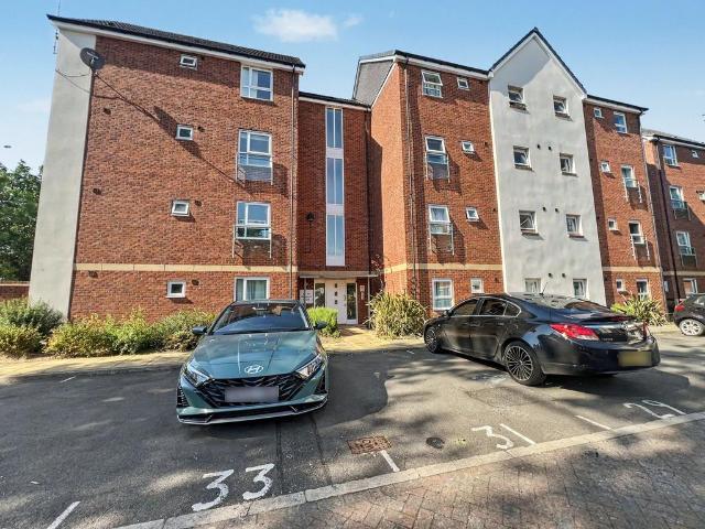 Flat for sale in Eastern Green, West Midlands