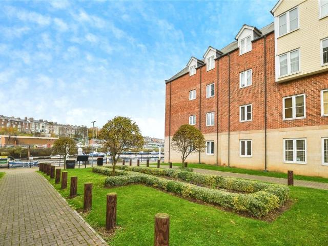 Flat for sale in Whitby, North Yorkshire