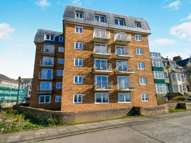 Flat for sale in West End, Bare