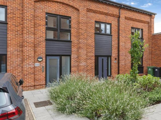 Flat for sale in Wymondham, Burgh St Peter