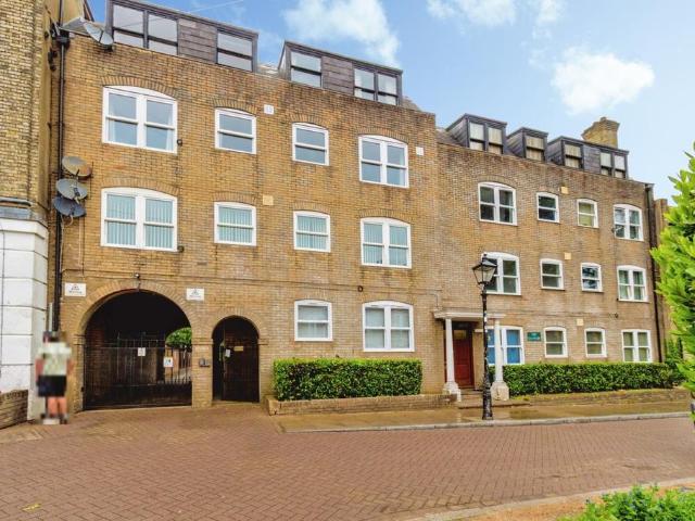Flat for sale in Bevois Town, City Of Southampton