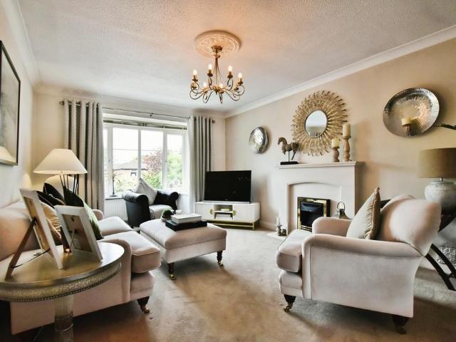 Flat for sale in Fulshaw Park, Wilmslow