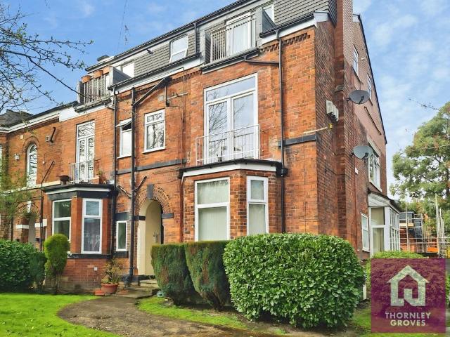 Flat for sale in Georgia, Greater Manchester