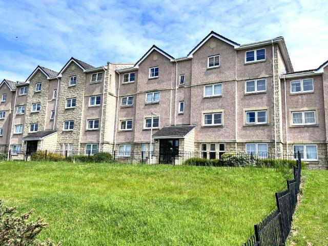 Flat for sale in Duloch, Dunfermline