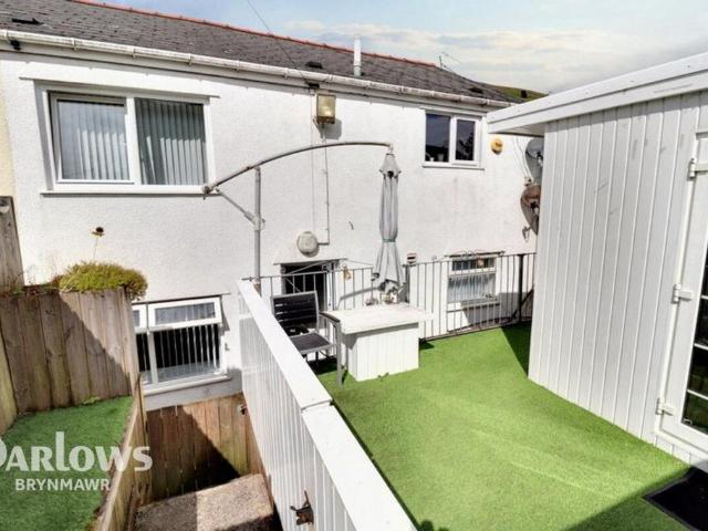 Flat for sale in Nantyglo and Blaina, Blaina