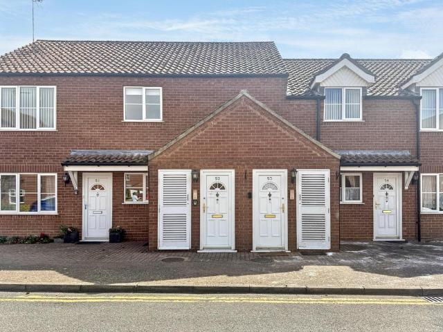 Flat for sale in Belleau, Lincolnshire