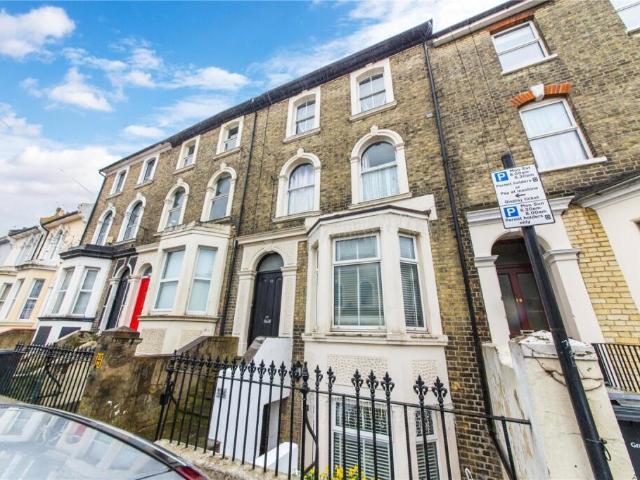 Flat for sale in Milton, Hamerton