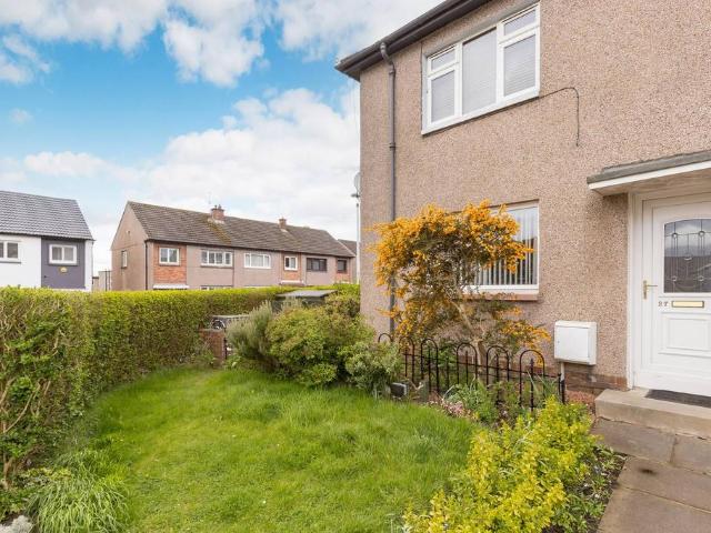 Flat for sale in Northfield, Scotland