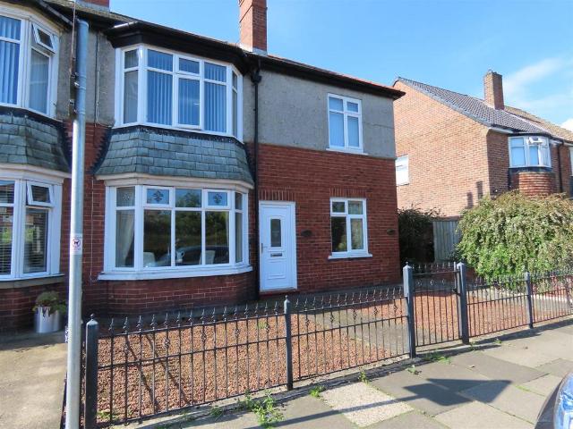 Flat for sale in Blyth, Northumberland