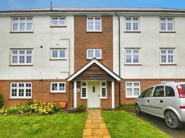 Flat for sale in Amington, Kettlebrook
