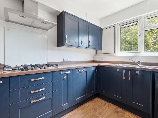 Flat for sale in Leyton, Greater London