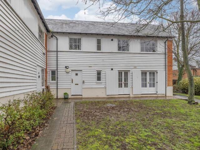 Flat for sale in St. Stephen's, The Bridge