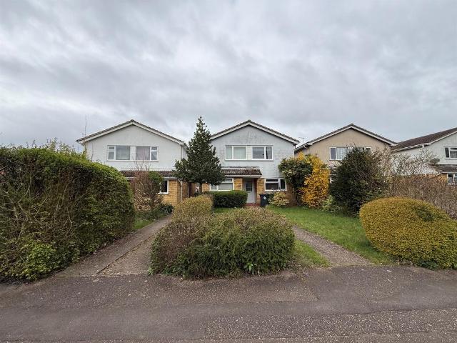 Flat for sale in Woodston, Peterborough