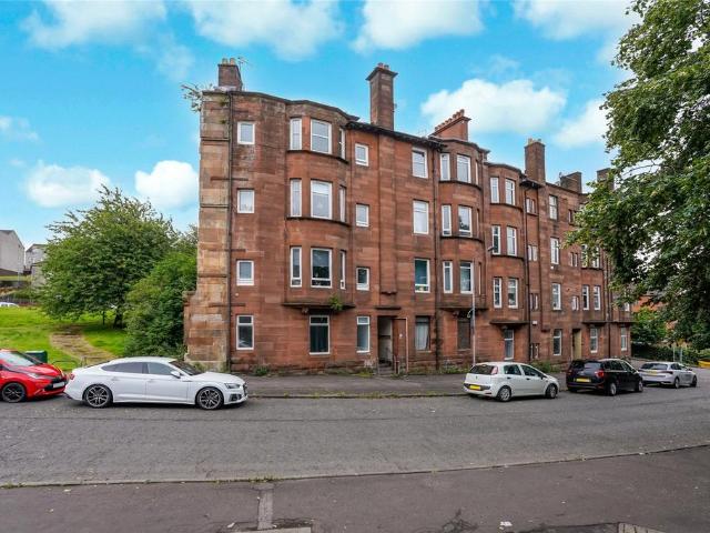 Flat for sale in Balgrayhill, Springburn