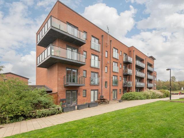 Flat for sale in Hunslet, West Yorkshire