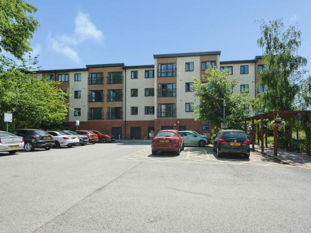 Flat for sale in Brandhall, West Midlands