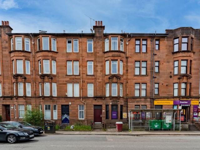 Flat for sale in Scotstoun, Scotland