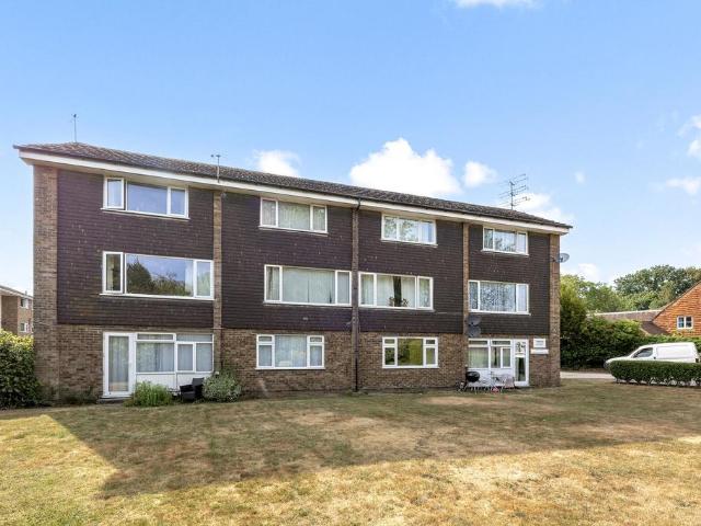Flat for sale in New Town, Horsham