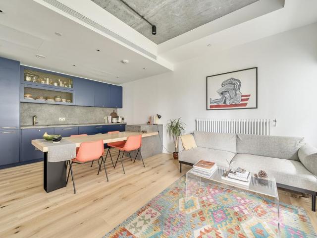 Flat for sale in Goodluck Hope, Blackwall