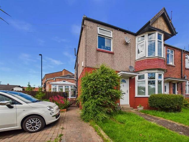 Flat for sale in Whitley Bay, North Tyneside