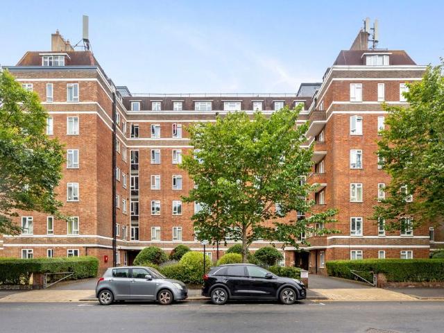 Flat for sale in Aldrington