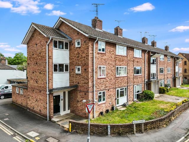 Flat for sale in Moulsham, Chelmsford
