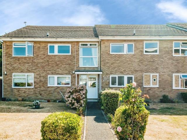 Flat for sale in Rustington, Clapham