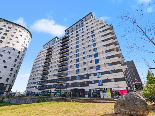 Flat for sale in Park Central, Birmingham