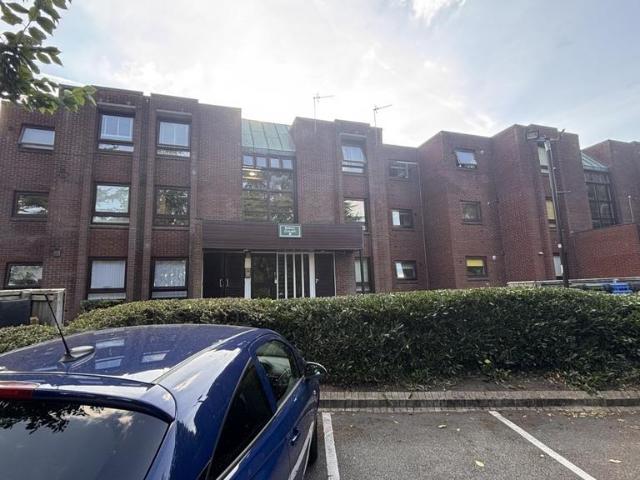 Flat for sale in Mere Green, Birmingham