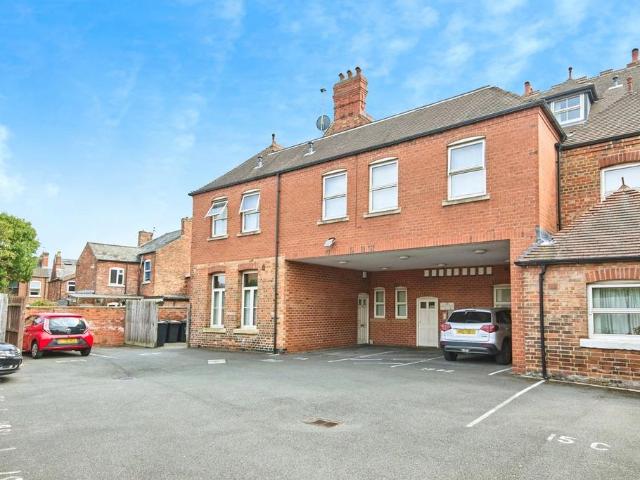 Flat for sale in Caldermill, East Midlands