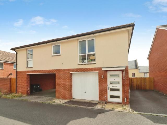 Flat for sale in Patchway, South Gloucestershire