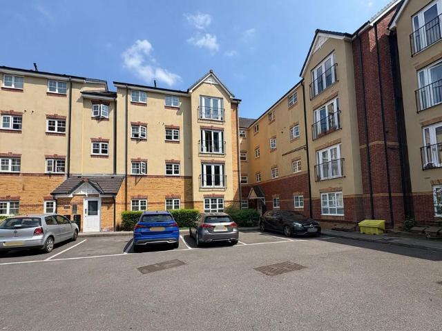 Flat for sale in Wharfside, Trafford Park