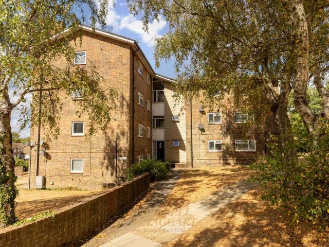 Flat for sale in Glynde, West Sussex
