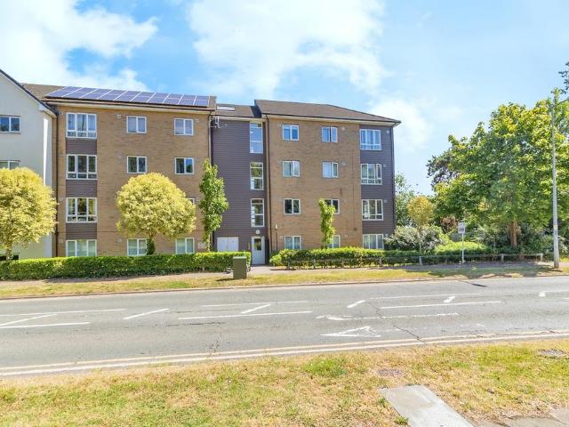 Flat for sale in West Bletchley, Bletchley