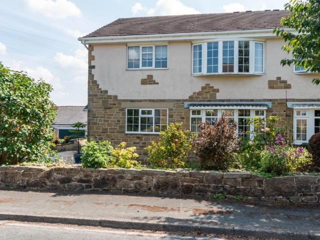 Flat for sale in Bingley, West Yorkshire