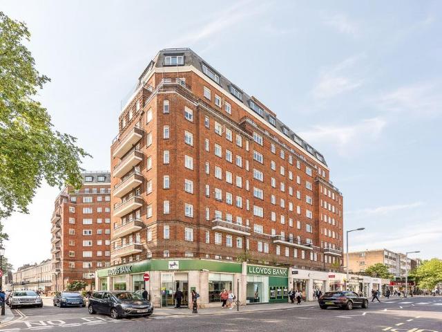 Flat for sale in Chelsea, Greater London