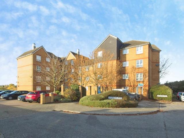 Flat for sale in Thamesmead, Isle Of Man