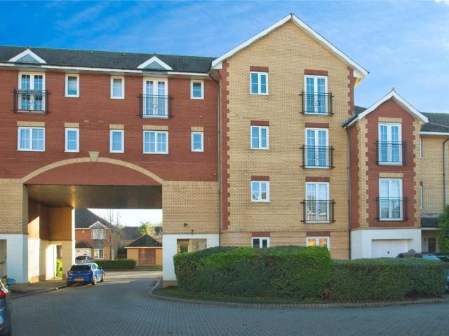 Flat for sale in Cardiff International Sports Village, Falcon Lodge