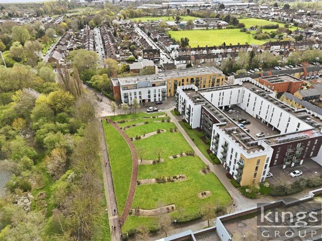 Flat for sale in Greater London