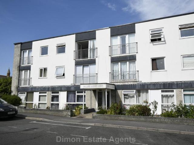 Flat for sale in Lee-on-the-Solent, Middlecroft