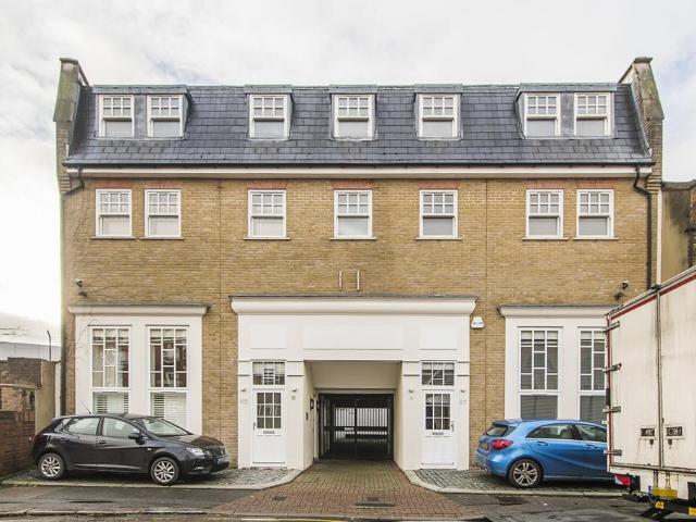 Flat for sale in Nelson's Row Estate, Greater London