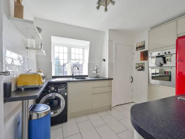 Flat for sale in Roehampton, Isle Of Man
